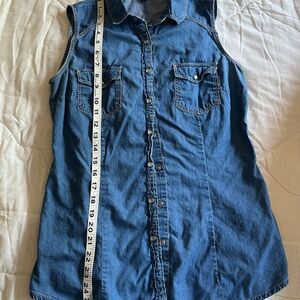 Forever 21 Sleeveless Blue Button-Down Shirt
